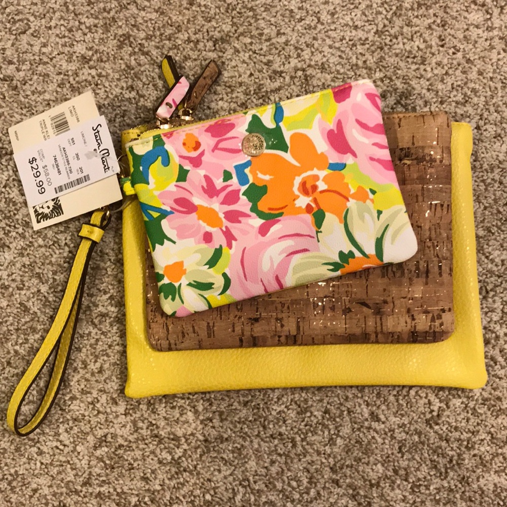 Anne Klein wristlet purse set